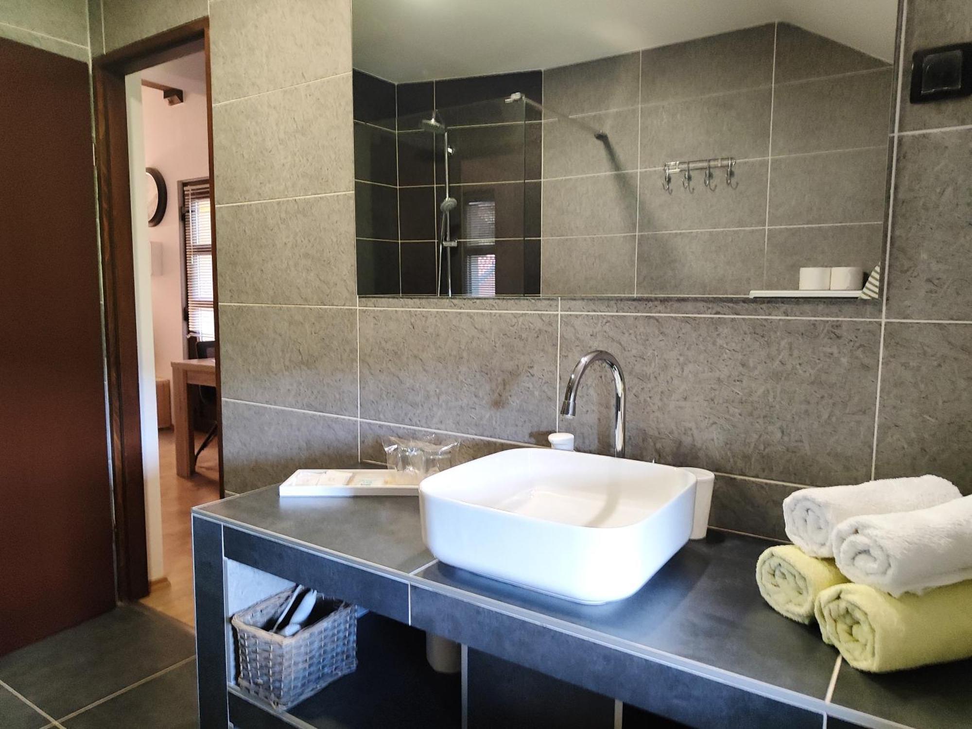 Villa Ruhige Lage Rakovica Exterior photo